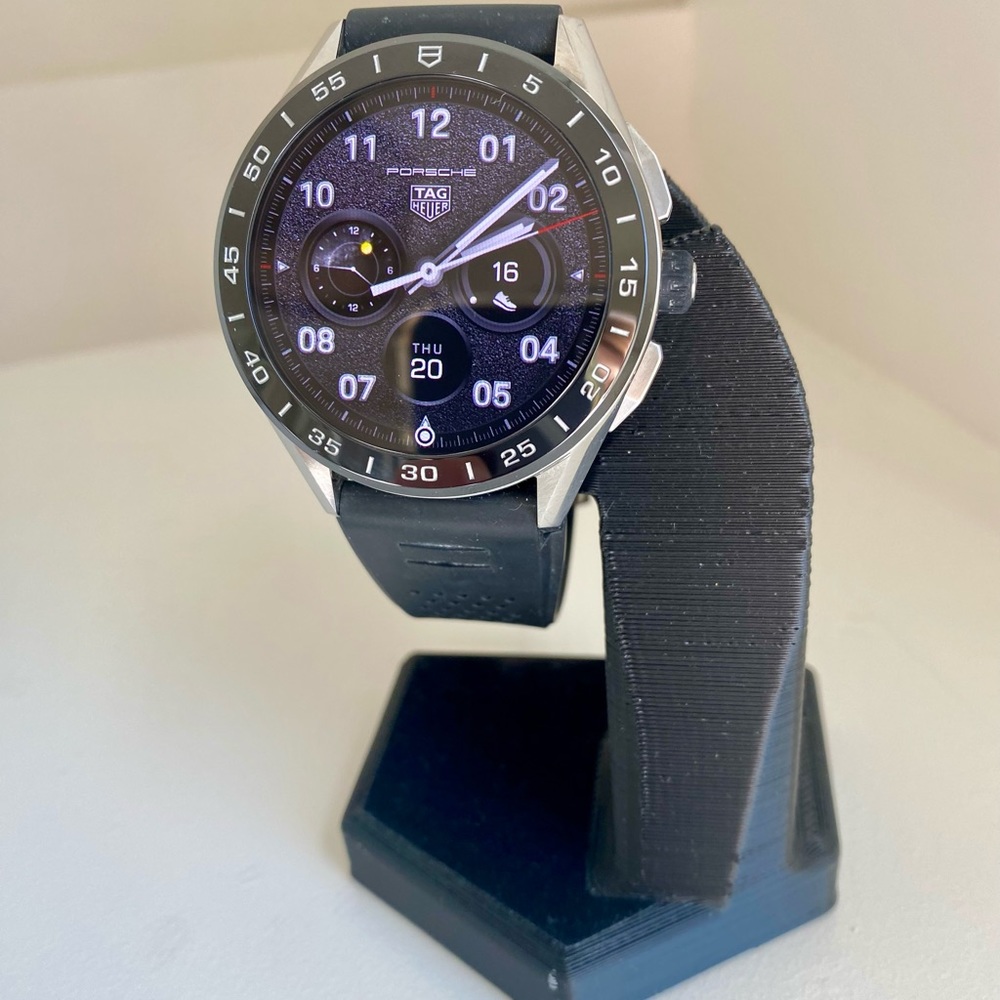 TAG HEUER Connected Watch E3